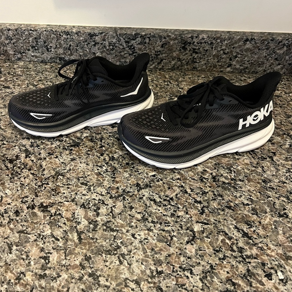Hoka Sneakers